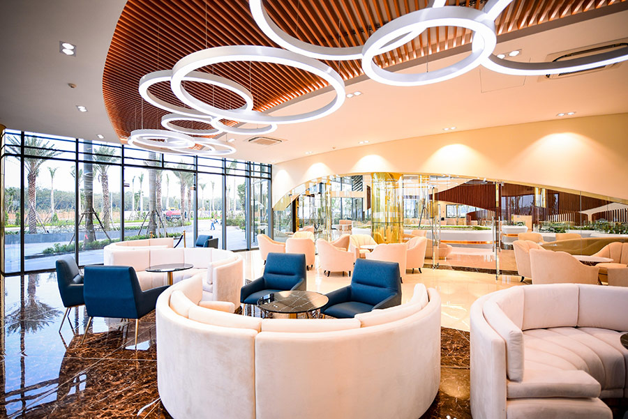 Một góc nhà điều hành nhìn ra công viên Sky Park