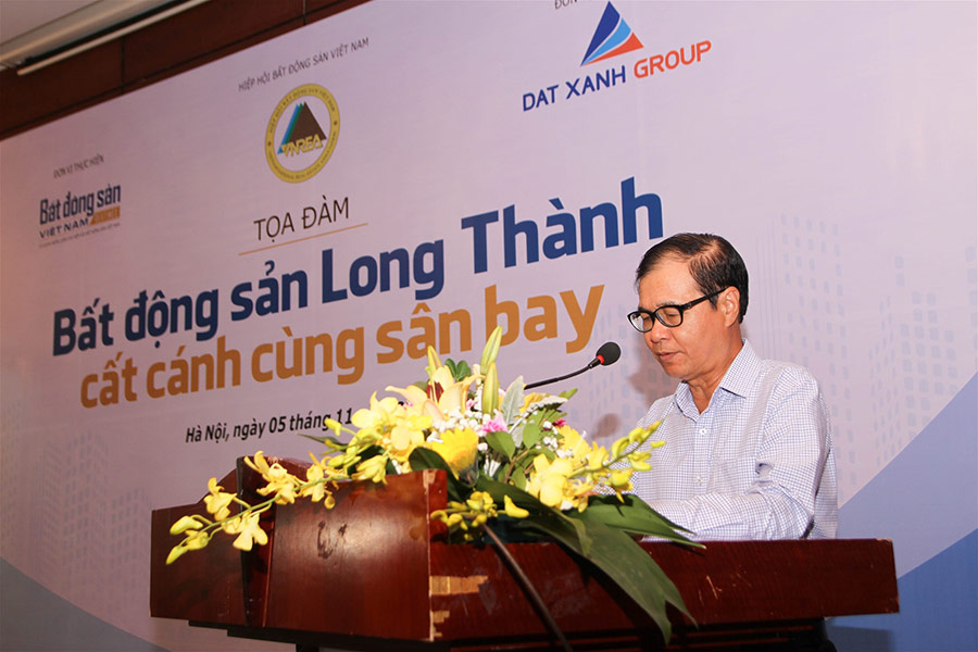 Ông Nguyễn Mạnh Hà, Phó Chủ tịch Hiệp hội Bất động sản Việt Nam phát biểu tại tọa đàm.